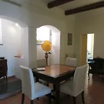 Domus Claudia Διαμέρισμα