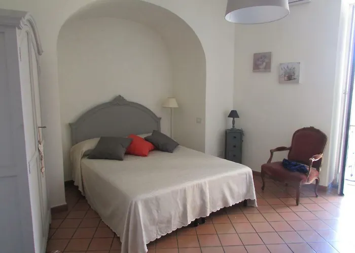 Domus Claudia * Salernes